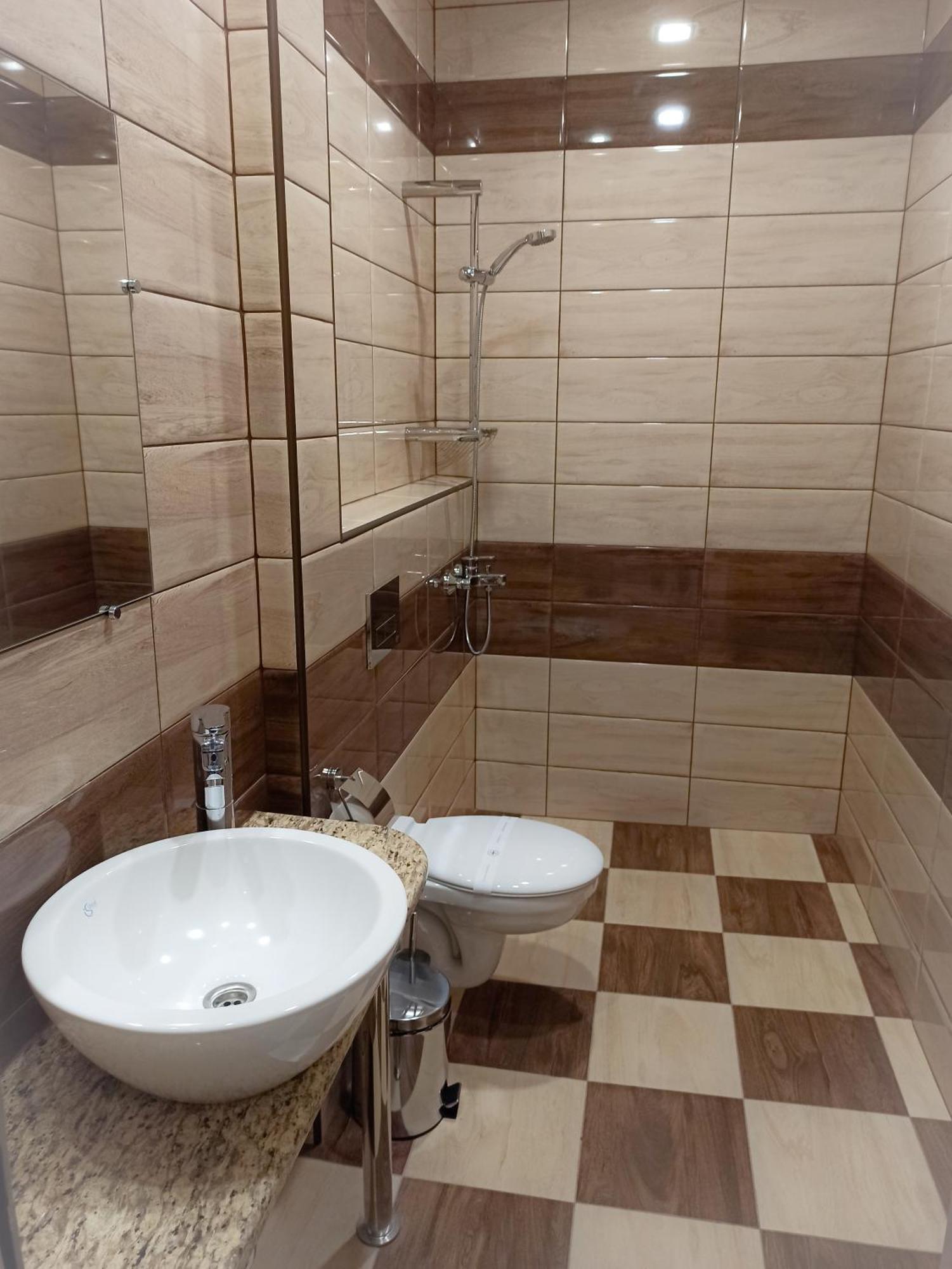 Хотел Театъръ Hotel Pleven Ngoại thất bức ảnh